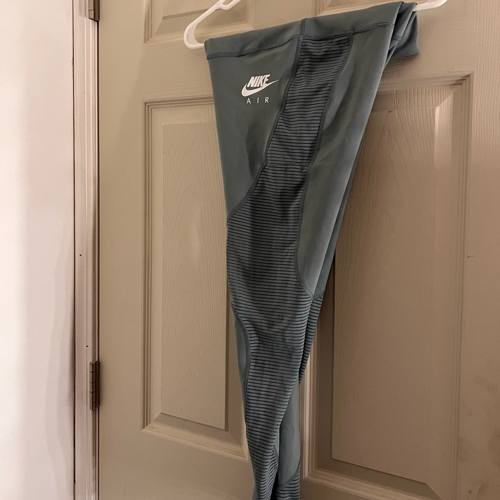 Nike air mesh leggings